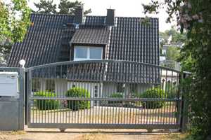 Repräsentatives Haus auf Sonnengrundstück – Main-Taunus-Kreis – Vorschaubild 2