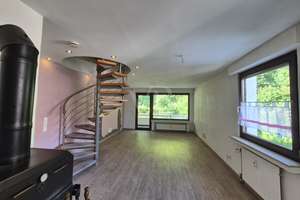 6-Zimmer-Maisonette-Wohnung mit Kamin, Balkon und traumhaftem Ausblick in Hohenlimburg