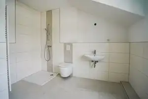 Einzigartiges, großes & modernes Reihenmittelhaus – Neubau und Erstbezug in bester Lage von Biesdorf – Berlin – Vorschaubild 9