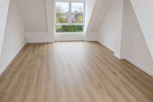 Erstbezug nach Dachausbau - moderne 2-Zimmer-Wohnung mit Effizienzklasse A