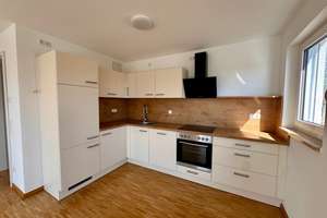 Helle 2-Zimmer-Wohnung mit Balkon in Fürth Ronhof – Flurstraße 75, 90765 Ronhof, Kronach, Fürth – Vorschaubild 2