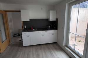 Frisch renovierte 1-Zimmer Wohnung mit Terrasse und Gartenmitbenutzung in Altdorf bei Nürnberg – Hohenfelser Straße 5, 90518 Altdorf bei Nürnberg – Vorschaubild 2