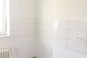 Gemütliche 2-Zimmer-Wohnung mit Balkon in ruhiger Lage – Wilhelm-Hauff-Str. 21, 65187 Südost, Wiesbaden – Vorschaubild 2