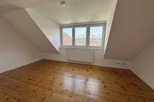 **Großzügige und lichtdurchflutete Dachgeschosswohnung mit modernem Wohnkonzept*** – Die vollständige Adresse der Immobilie erhältst du vom Anbieter., 10553 Moabit, Berlin – Vorschaubild 2