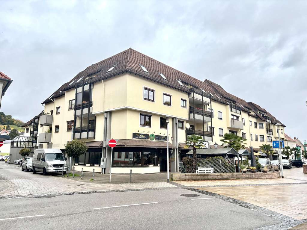 Immobilie in Bad Bergzabern - Gepflegte 2- Zimmerwohnung in zentraler Lage - Bild 0