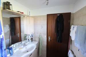 Sonnige 2 Zimmer Erdgeschoss-Wohnung in verkehrsberuhigter Lage nahe der Altstadt – Die vollständige Adresse der Immobilie erhältst du vom Anbieter., 88250 Weingarten – Vorschaubild 9
