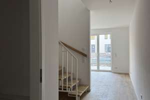 Innenhof | gemütliches Reihenhaus 4-Zi (E1) mit eigenem Garten und Gäste-WC | ab sofort verfügbar! – Waldhausener Straße 130-165, 41061 Gladbach, Mönchengladbach – Vorschaubild 10