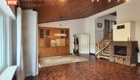 Bild von Großzügiges Einfamilienhaus mit Kamin, Sauna und Gartenparadies – auf Wunsch mit Sanierungspaket