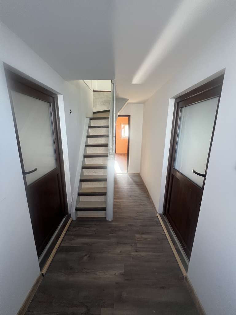 Immobilie in Schwanstetten - Renoviertes Haus in zentraler Lage mit schönem Garten - Bild 2