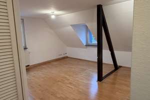 Hochwertige 2-Zimmer-Dachgeschosswohnung  in der Fetzerstraße 9, 70199 Stuttgart – Fetzerstraße 9, 70199 Südheim, Stuttgart – Vorschaubild 4