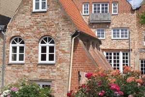 Hochwertig möblierte 1 Zimmerwohnung im sanierten Altbau – Glockengießerstraße 24, 23552 Lübeck – Vorschaubild 2