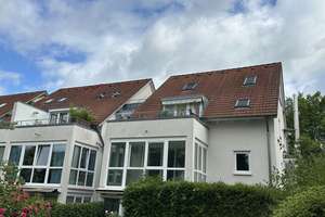Außergewöhnliche 3,5-Zimmer-Wohnung mit Blick ins Grüne
