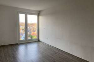 Achtung! Modernisierte Wohnung in attraktiver Lage – Hofholzallee 218, 24109 Hasseldieksdamm, Kiel – Vorschaubild 2