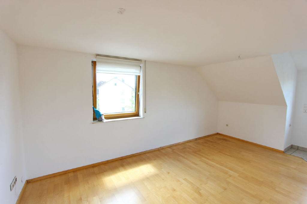 Immobilie in Wangen im Allgäu - Sofort beziehbare, helle Dachgeschoss-Wohnung in Lauflage zur Altstadt - Bild 10