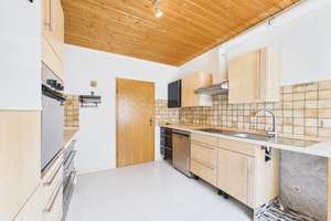 Einfamilienhaus in zentraler Lage – Die vollständige Adresse der Immobilie erhältst du vom Anbieter., 78669 Wellendingen – Vorschaubild 8