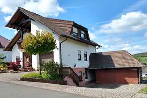 Attraktives freistehendes Einfamilienhaus mit Einliegerwohnung in Ludwigsau OT Mecklar (keine Pro... – Hersfeld-Rotenburg (Kreis) – Vorschaubild 2