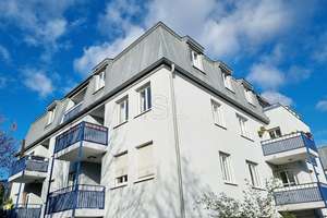 RUHIG, GRÜN UND KOMFORTABEL - MIT BALKON! – Die vollständige Adresse der Immobilie erhältst du vom Anbieter., 1279 Tolkewitz/Seidnitz-Nord, Dresden – Vorschaubild 4