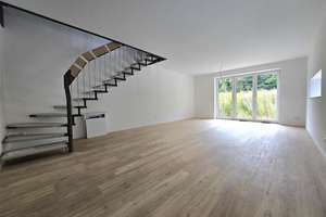 1 von 4: bezugsfertige Neubau - Doppelhaushälfte in Kayhude: Wohnen am Wald mit Alsterlauf  – Die vollständige Adresse der Immobilie erhältst du vom Anbieter., 23863 Kayhude – Vorschaubild 6
