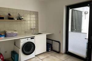 Lichtdurchflutete  120qm-Wohnung mit Garten & Pool in Königswinter – Die vollständige Adresse der Immobilie erhältst du vom Anbieter., 53639 Königswinter – Vorschaubild 14