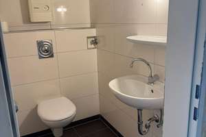 3 Zi Wohnung in Düsseldorf-Heerdt mit Balkon, Bad, Lift – Heerdter Landstr. 11, 40549 Heerdt, Düsseldorf – Vorschaubild 11