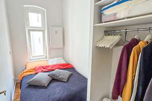 Charmante 2-Zimmer-Altbauwohnung mit EBK in zentraler Lage im Kreuzberger Kiez – Manteuffelstraße 68, 10999 Kreuzberg, Berlin – Vorschaubild 7