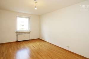 Solide 3-Zi-Wohnung mit Süd-West-Balkon und gutem Vermietungspotenzial – Chiemgaustraße 140, 81549 Balanstraße-West, München – Vorschaubild 8
