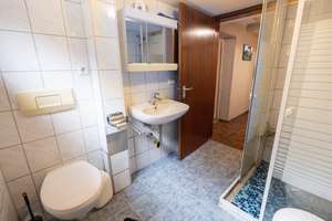 - Einfamilienhaus mit Ausbaupotenzial - – Die vollständige Adresse der Immobilie erhältst du vom Anbieter., 72766 Sondelfingen, Reutlingen – Vorschaubild 24