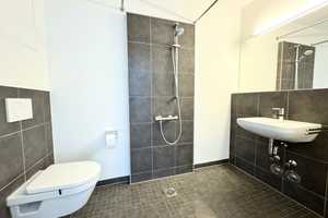 Südausrichtung - attraktive 2 Zimmer Wohnung mit Einbauküche und Balkon - Hafencity – Achtersteven 2, 26122 Oldenburg (Oldenburg) – Vorschaubild 5