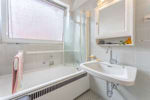 Wohnen an der Karlsaue: Schöne Drei-Zimmer-Wohnung in Kassel-Süd – 34121 Süd, Kassel – Vorschaubild 11