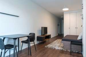 Möbliertes 1-Zimmer-Apartment mit Balkon! – Leopoldstraße 204, 80804 Neufreimann, München – Vorschaubild 3