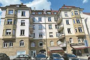 Helle  möbellierte 2,5-Zimmer-Wohnung mit Südbalkon, Loggia, Garten und Garage in Stuttgart-West