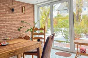 Einziehen & Wohlfühlen: Modernes Einfamilienhaus mit Gartenidylle
***4266 G Schröttinghausen – Die vollständige Adresse der Immobilie erhältst du vom Anbieter., 33739 Dornberg, Bielefeld – Vorschaubild 6