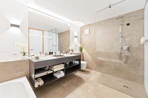 Extravagantes Designer-Haus im Schweizer Chaletstil - Bodensee-Panorama inklusive - Provisionsfrei – Zum Schierenberg 23, 78337 Öhningen – Vorschaubild 13