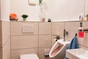 Zwei Häuser, ein Grundstück – vielseitiges Zweifamilienhaus mit großem Garten in Langgöns – 35428 Langgöns – Vorschaubild 17