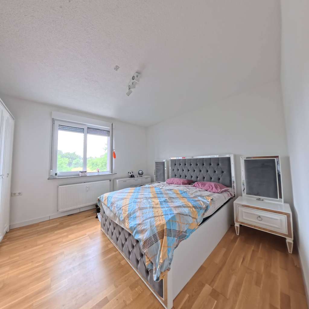 Immobilie in Eislingen/Fils - Attraktive 3-Zimmer-Wohnung in Eislingen: Top Lage & faire 160.000 EUR! - Bild 0