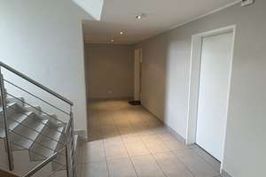 Exklusive 5-Zimmer-Wohnung in schöner Stadtvilla in direkter Rheinlage! – Turmstraße 40c, 53175 Plittersdorf, Bonn – Vorschaubild 4