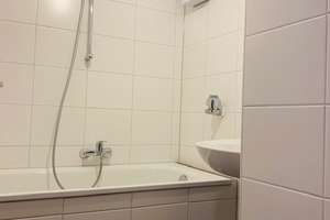 Schicke 2-Zimmer-Wohnung mit Balkon sucht neuen Mieter! – Brehmstr. 2, 90443 Steinbühl, Nürnberg – Vorschaubild 8