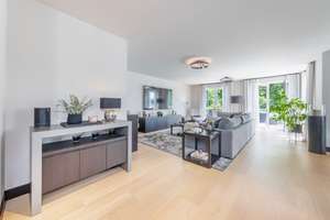 Exklusive Luxuswohnung in Bestlage mit zwei Balkonen und Teilmeerblick! – 23570 Travemünde, Lübeck – Vorschaubild 7