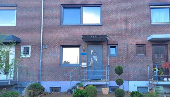 Bild von Reihenhaus m. Ausbaureserve und Garage in begehrter Wohnlage von Bremen-Osterholz/Kuhkampsiedlung!