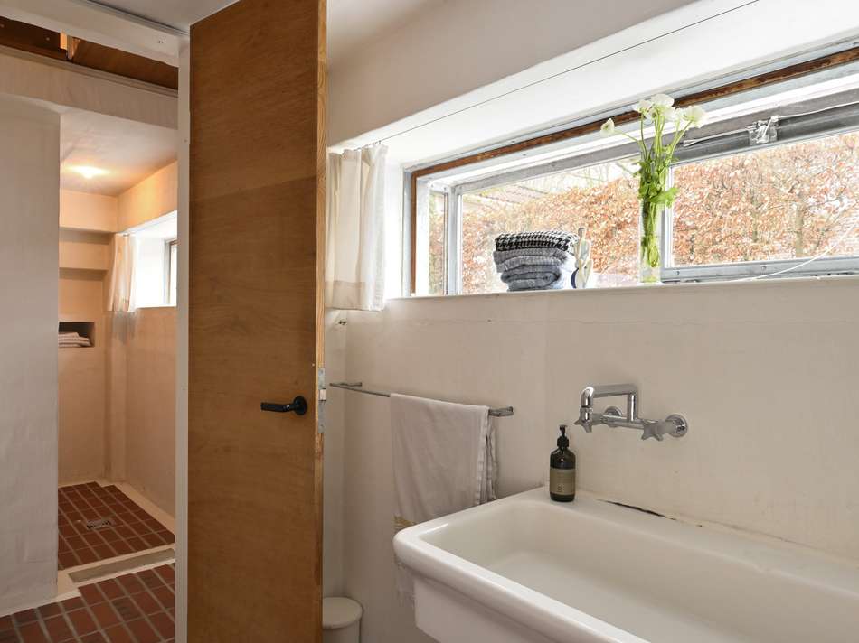 BAD UND SAUNA MIT OBERLICHT