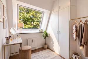 Charmante 3,5-Zimmer-Wohnung mit sonniger Terrasse in Südausrichtung – Die vollständige Adresse der Immobilie erhältst du vom Anbieter., 81675 Altbogenhausen, München – Vorschaubild 6