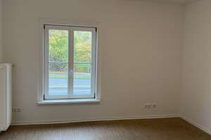 Zimmer 13,10 m² innerhalb einer großzügigen 4er-WG // 1. OG – Heinrich-Heine-Str. 1, 38440 Stadtmitte (Ortsteil), Wolfsburg – Vorschaubild 2