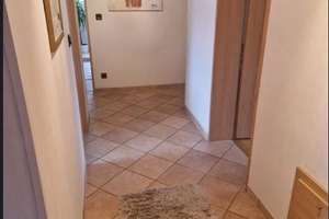 Stilvolle, helle, modernisierte 4-Zimmer-Wohnung mit Balkon in Leverkusen  – Die vollständige Adresse der Immobilie erhältst du vom Anbieter., 51375 Schlebusch, Leverkusen – Vorschaubild 3