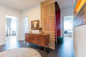 Moderne 5-Zimmer-Wohnung mit Stellplatz in schöner Lage von Trebur – Die vollständige Adresse der Immobilie erhältst du vom Anbieter., 65468 Trebur – Vorschaubild 2