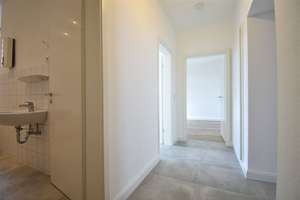 Altbaucharme in Essen! Renovierte 3-Zimmer-Whg zu vermieten – Karl-Meyer-Straße 70, 45309 Schonnebeck, Essen – Vorschaubild 2