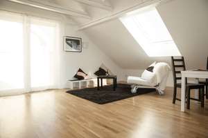 Wunderbares DG-Apartment mit charmanter Ausstattung in ruhiger Lage – Josef-Barth-Str. 8, 93057 Reinhausen, Regensburg – Vorschaubild 7