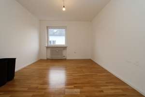 Geräumige, gut aufgeteilte 3 ZKB-Wohnung – Die vollständige Adresse der Immobilie erhältst du vom Anbieter., 93055 Ostenviertel, Regensburg – Vorschaubild 6