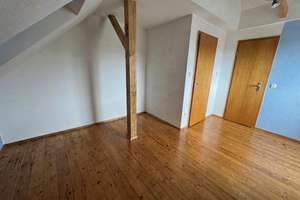 Langfristig vermietetes Wohnhaus mit Garage
in Ofenerdiek – Die vollständige Adresse der Immobilie erhältst du vom Anbieter., 26125 Ofenerdiek, Oldenburg (Oldenburg) – Vorschaubild 26