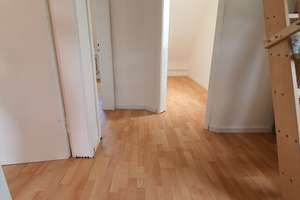 Doppelhaushälfte mit großem Garten, Stellfläche und EBK – Hauptstraße 100, 63486 Bruchköbel – Vorschaubild 11