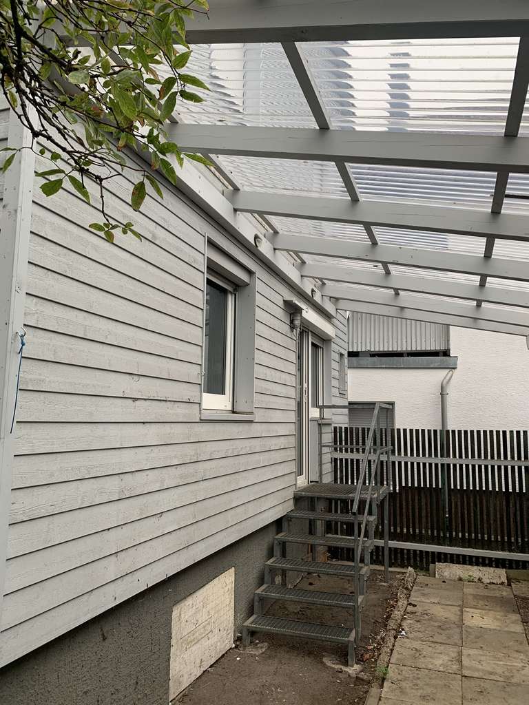 Immobilie in Erkenbrechtsweiler - Renovierungsbedürftiges Haus mit Garten - ideal für Investoren und Handwerker - Bild 4